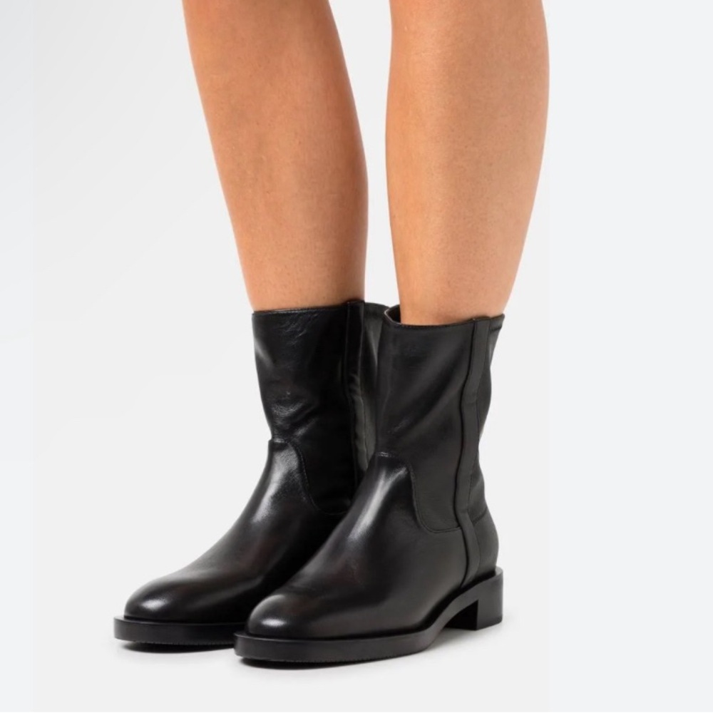 New! Stuart Weitzman Sadie‎ Black Leather Boots Booties Sz 8.5 $550